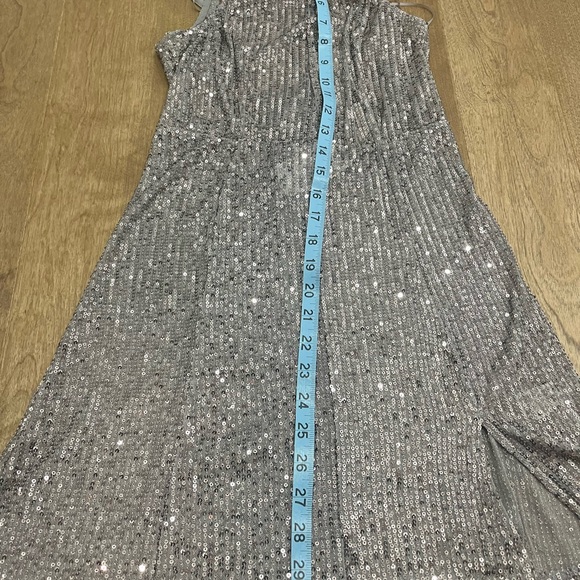Sequins dress - Picture 7 of 8